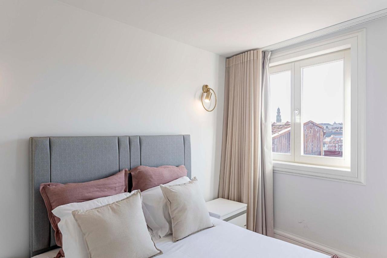 Modern Cativo By Lovelystay Apartment