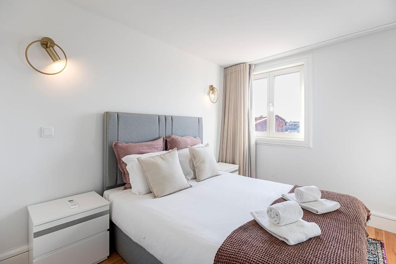Modern Cativo By Lovelystay Apartment